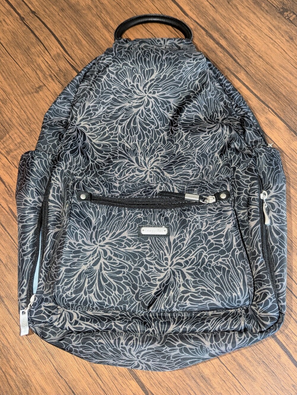 Baggalini All Day Backpack With Wristlet